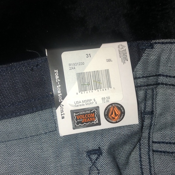 Brand new Volcom stoned-age- limited product - Picture 3 of 3